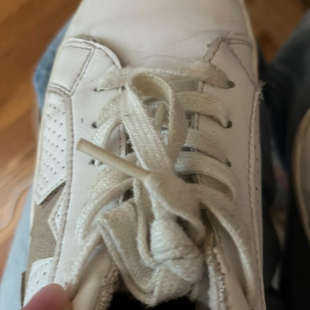 Steve Madden White Star Sneakers - Picture 4 of 6